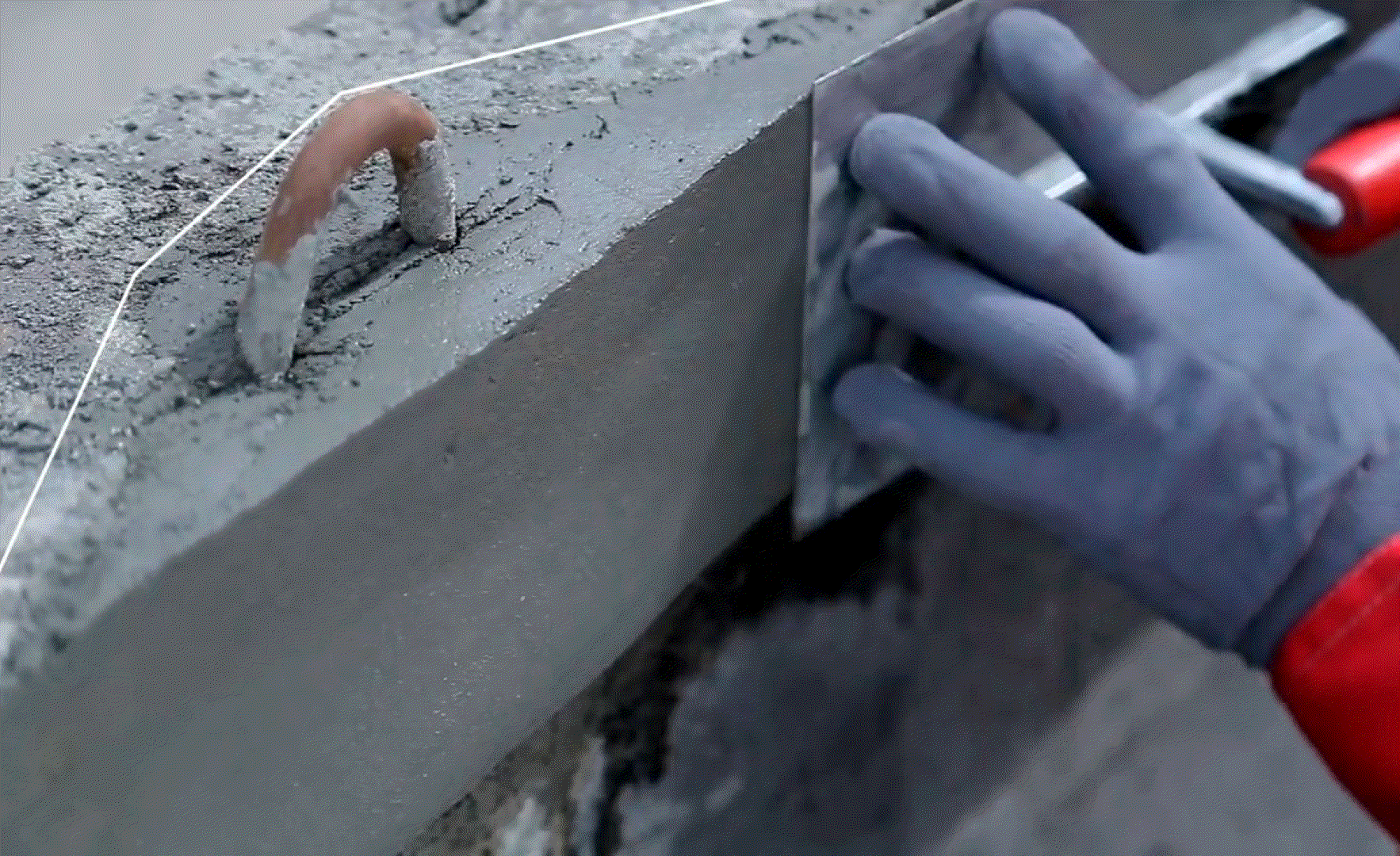 Смеси сухие ремонтные тиксотропные. Выравнивание поверхности бетона. Строительные растворы. Ремонтные смеси для железобетонных конструкций. Разрушение поверхности бетона.
